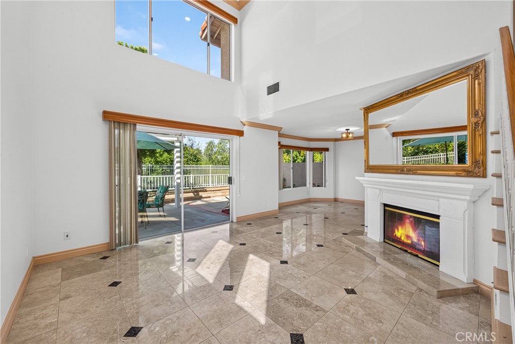 24336 Airporter Way
