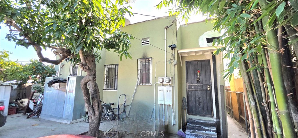 1249 1251 W 39th Street 2