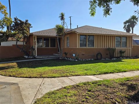 Photo of 12912 S Saint Andrews, Gardena, CA 90249 (MLS # IN26031003)