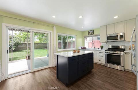 Tiny photo for 174 Spanish Moss Pl PL, Camarillo, CA 93010 (MLS # PW26148706)