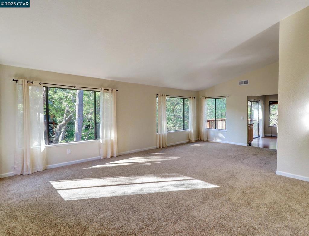 DIABLOVAST - Residential Lease