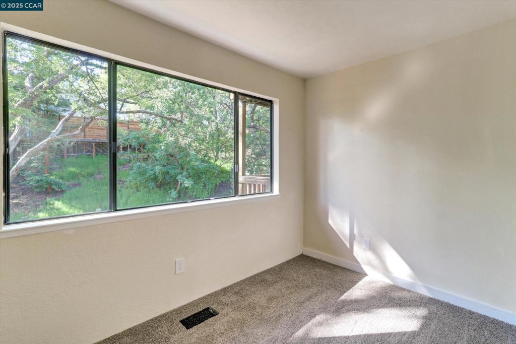 DIABLOVAST - Residential Lease