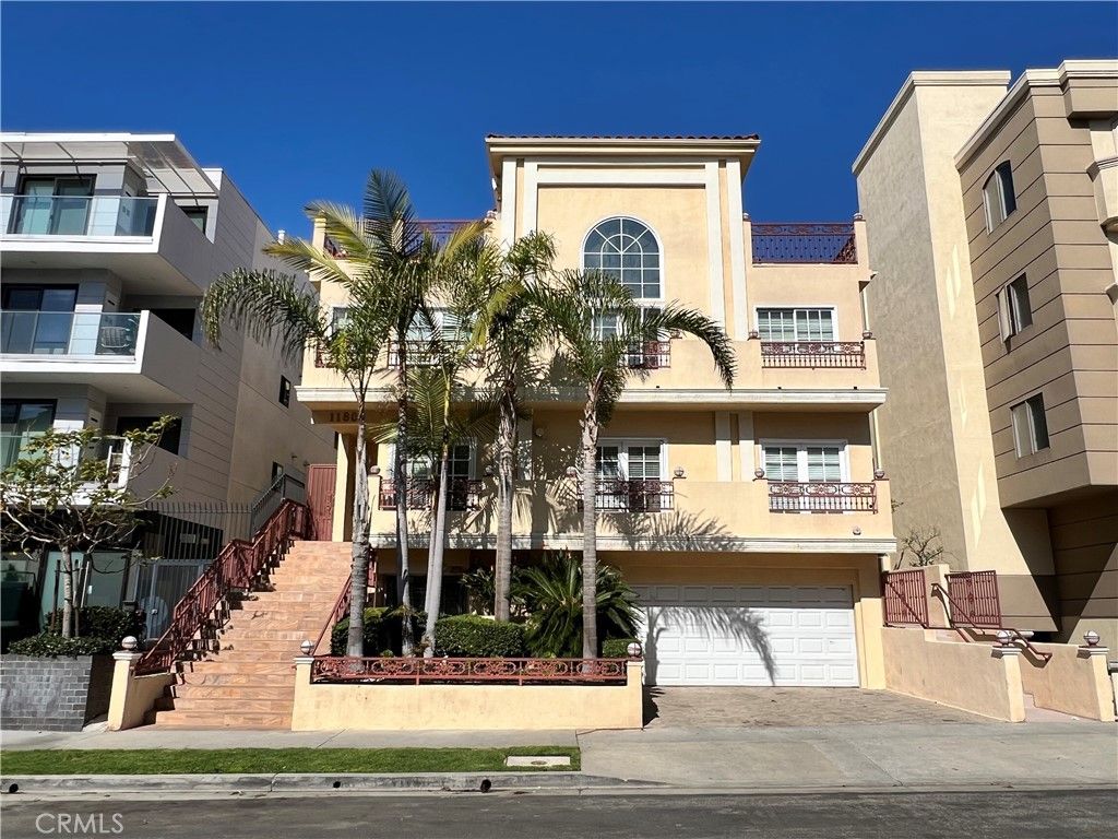 Photo of 11807 Dorothy Street #1, Los Angeles, CA 90049 (MLS # NP25137030)