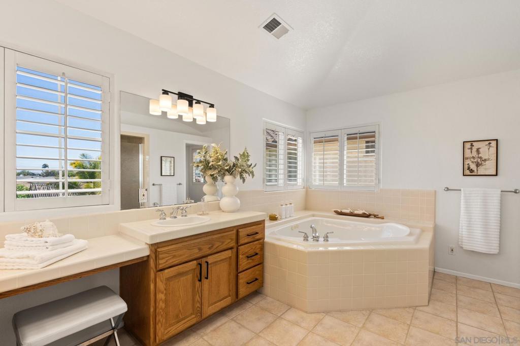 Bay Park - Residential Lease