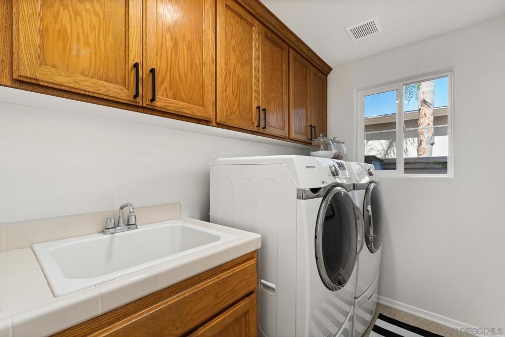 Bay Park - Residential Lease