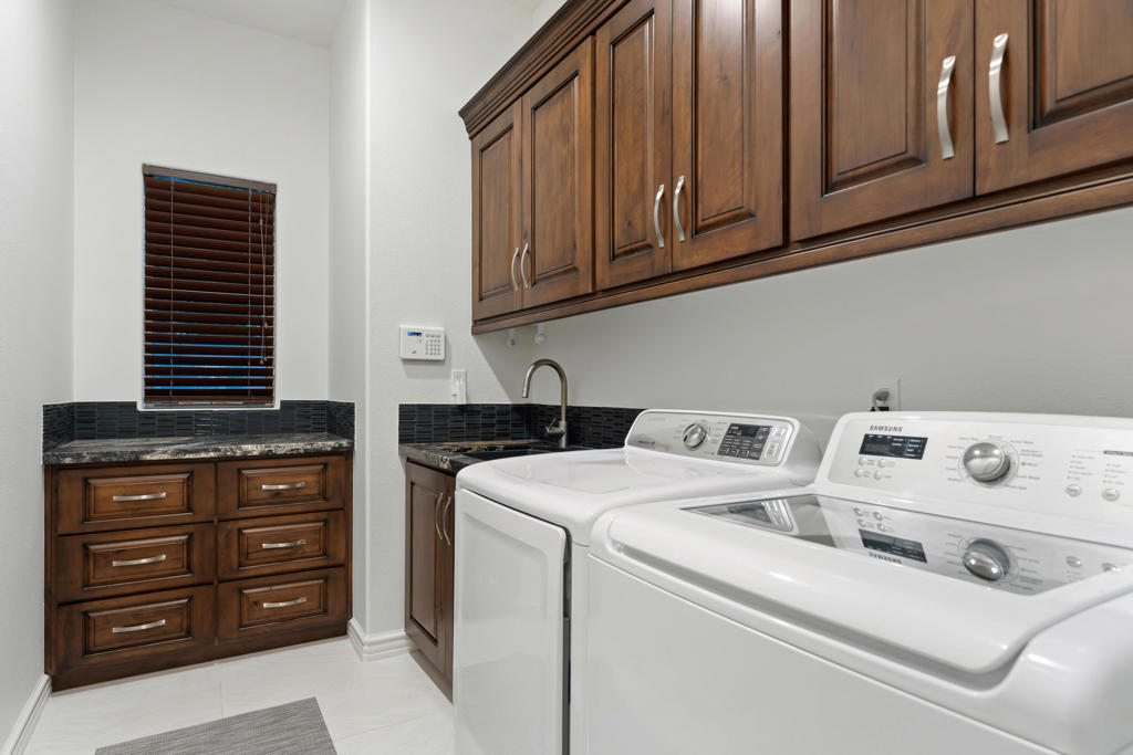 Hidden Canyon - Residential Lease