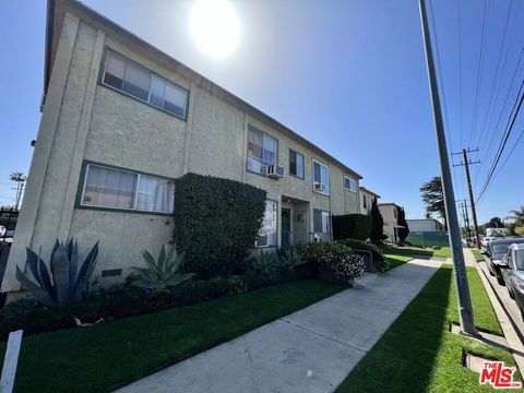Photo of 4361 Berryman Avenue #1, Los Angeles, CA 90066 (MLS # 26670435)
