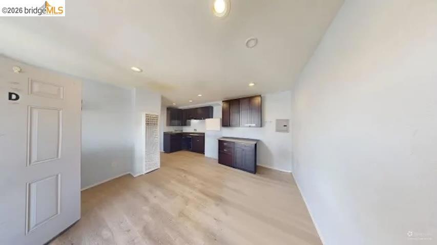 978 75Th Ave