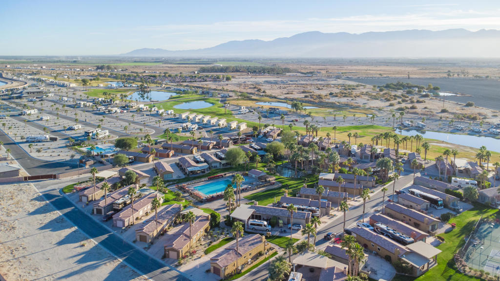 Vineyards Mtr Coach - Residential