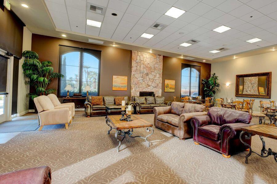 Vineyards Mtr Coach - Residential