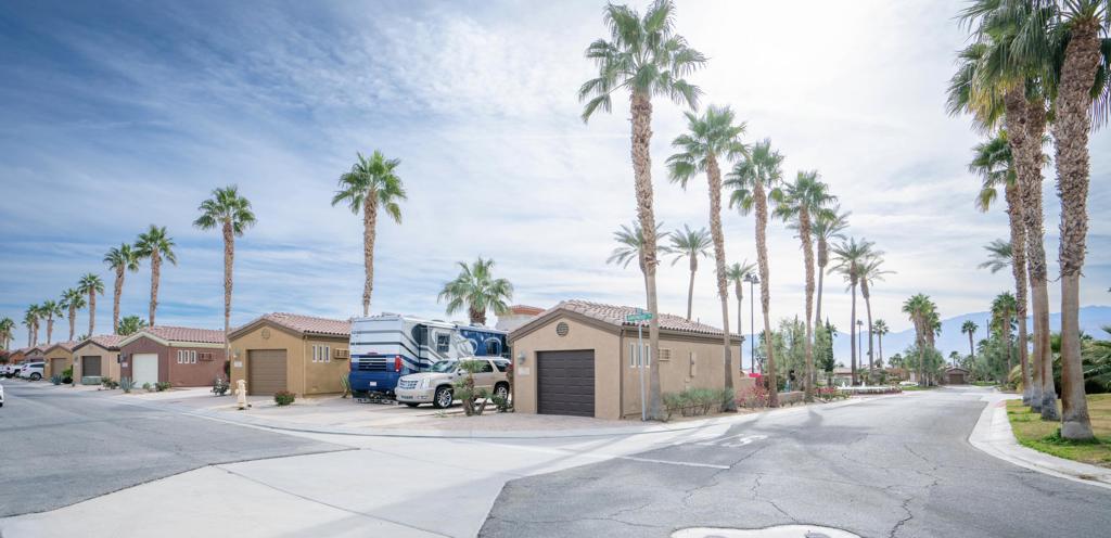 Vineyards Mtr Coach - Residential