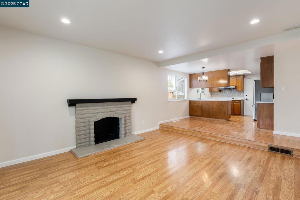 SPRINGWOOD - Residential