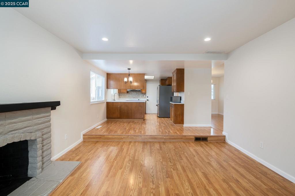 SPRINGWOOD - Residential