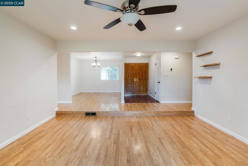 SPRINGWOOD - Residential