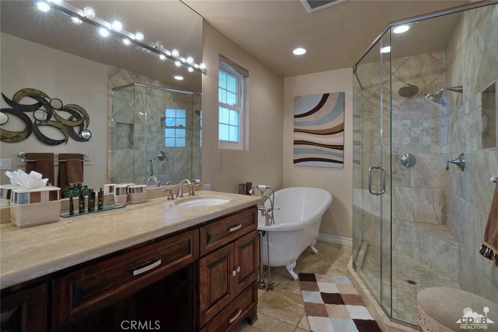 Thunderbird C.C. - Residential