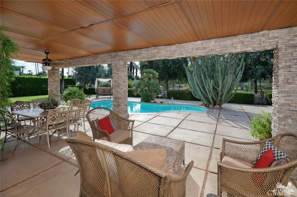 Thunderbird C.C. - Residential