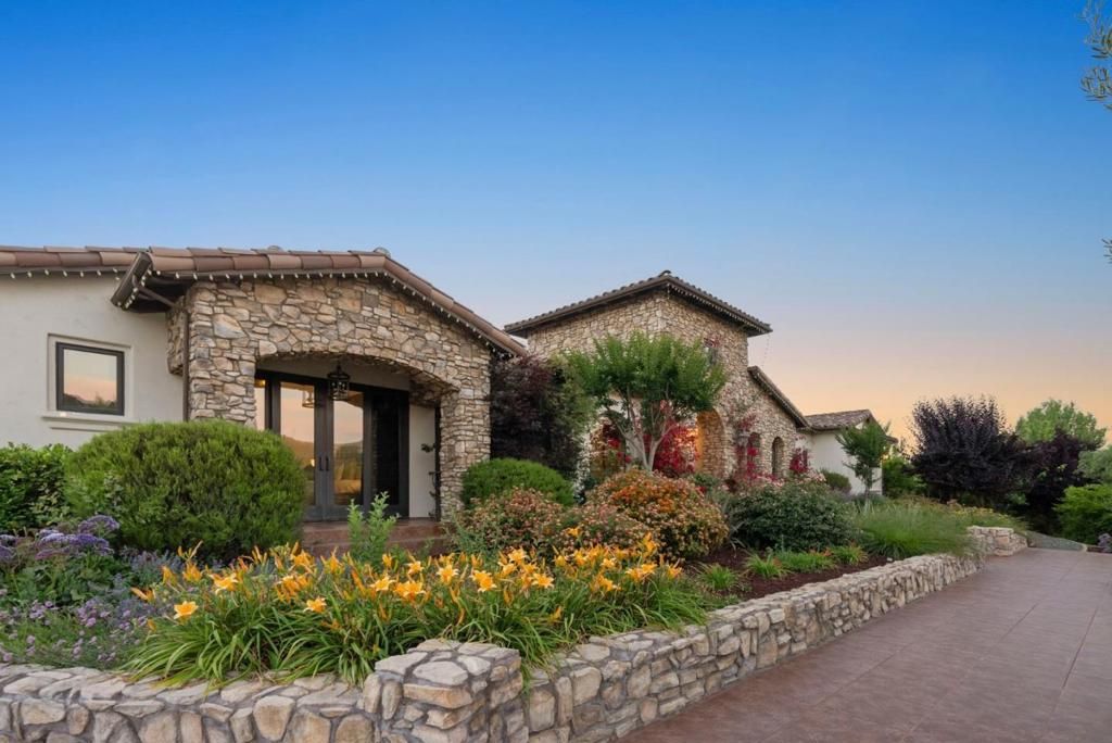 listing image 130721277148914120318