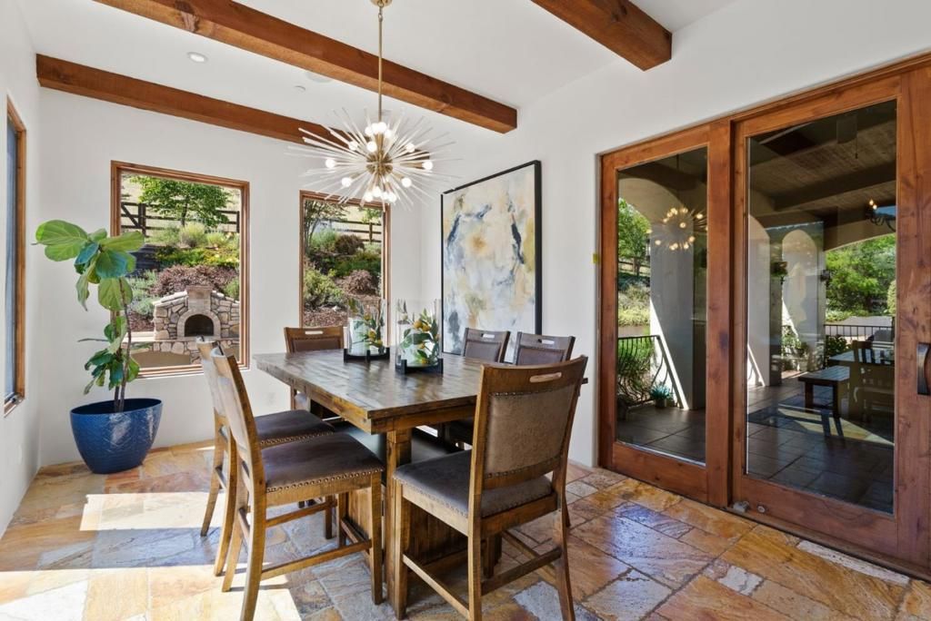 listing image 130728542715015101425