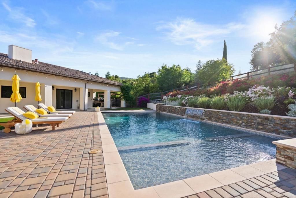 listing image 130728992155793812266