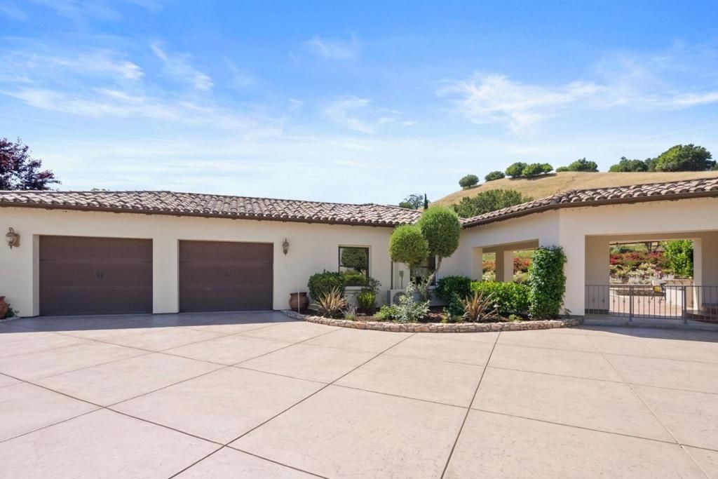 listing image 130727887353313957607