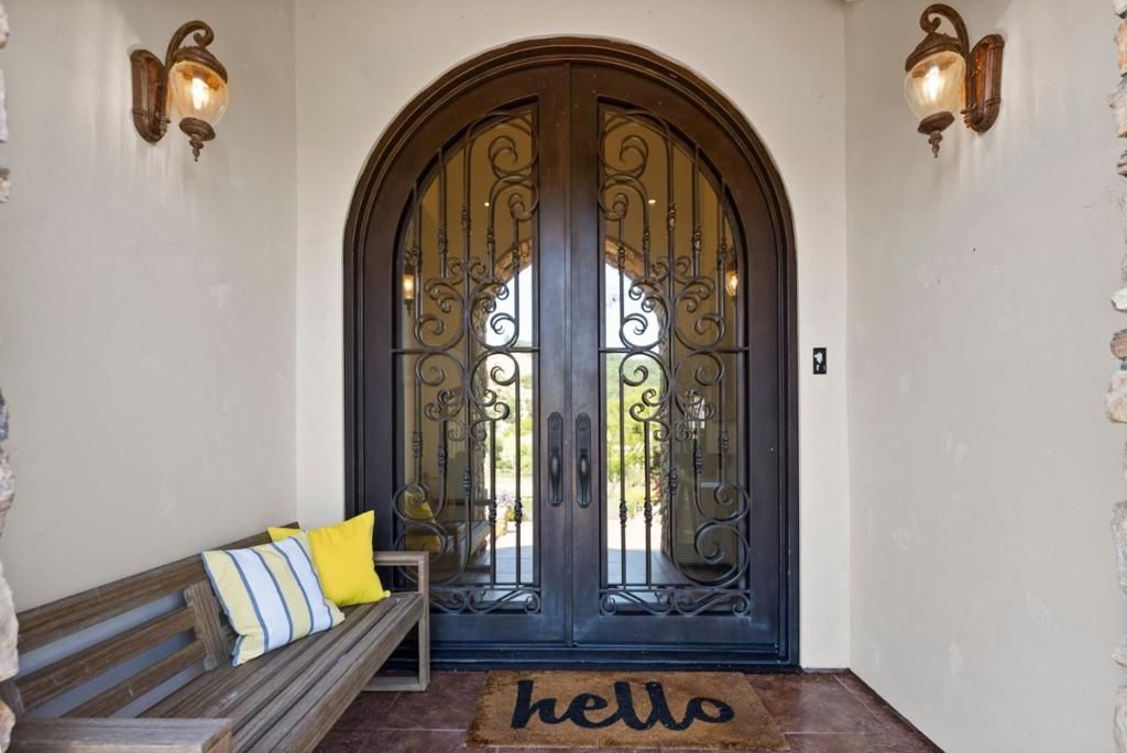 listing image 130722052069805233245