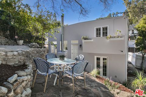 Photo of 2044 Stanley Hills Drive, Los Angeles, CA 90046 (MLS # 26674091)