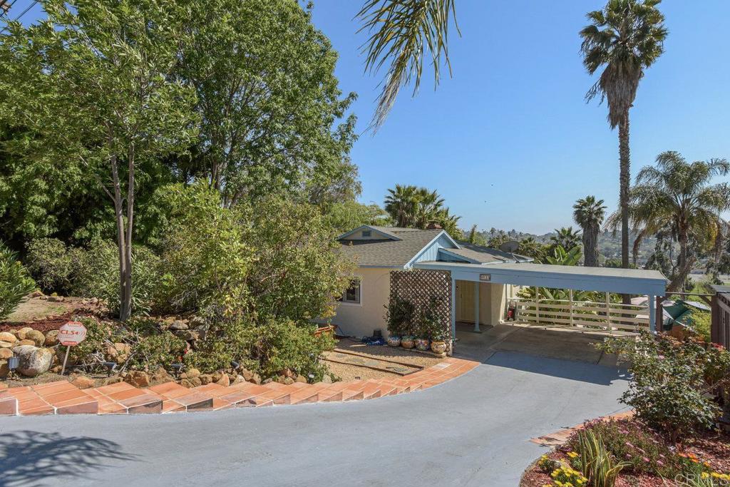 9833 Estrella Drive