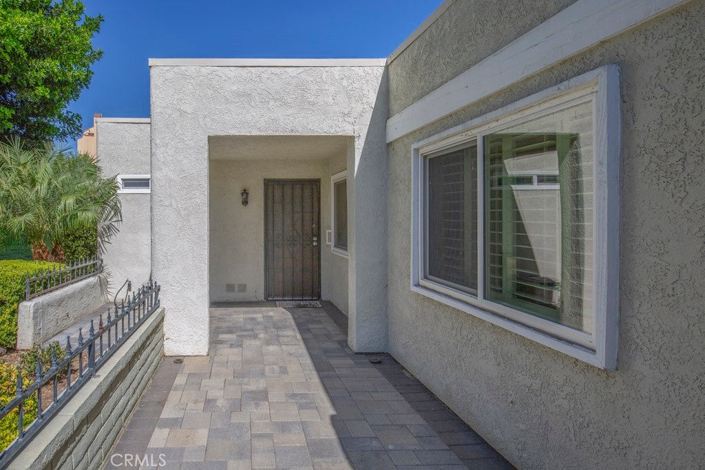 5516 Paseo Del Lago W A