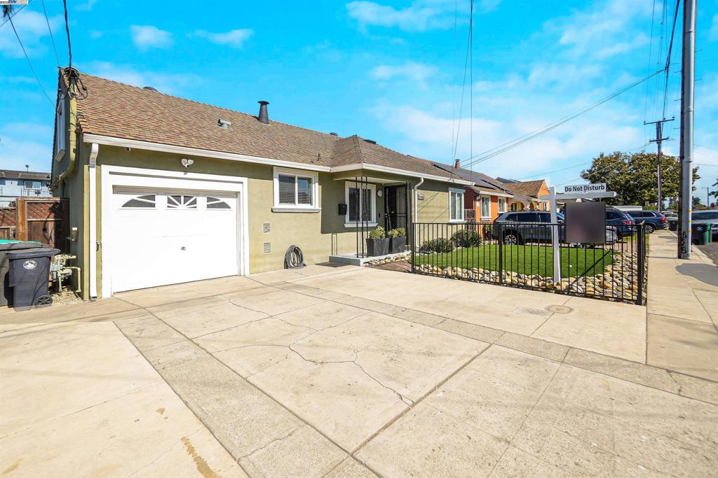 What an unbelievable opportunity! 3 bd/1 bath SFR w/duplex (both 2 bd/1 bath units) behind it! All units rented out at top rents! All units were recently updated. Lots of parking! Great location near I-880 and shopping. Separate gas meters!