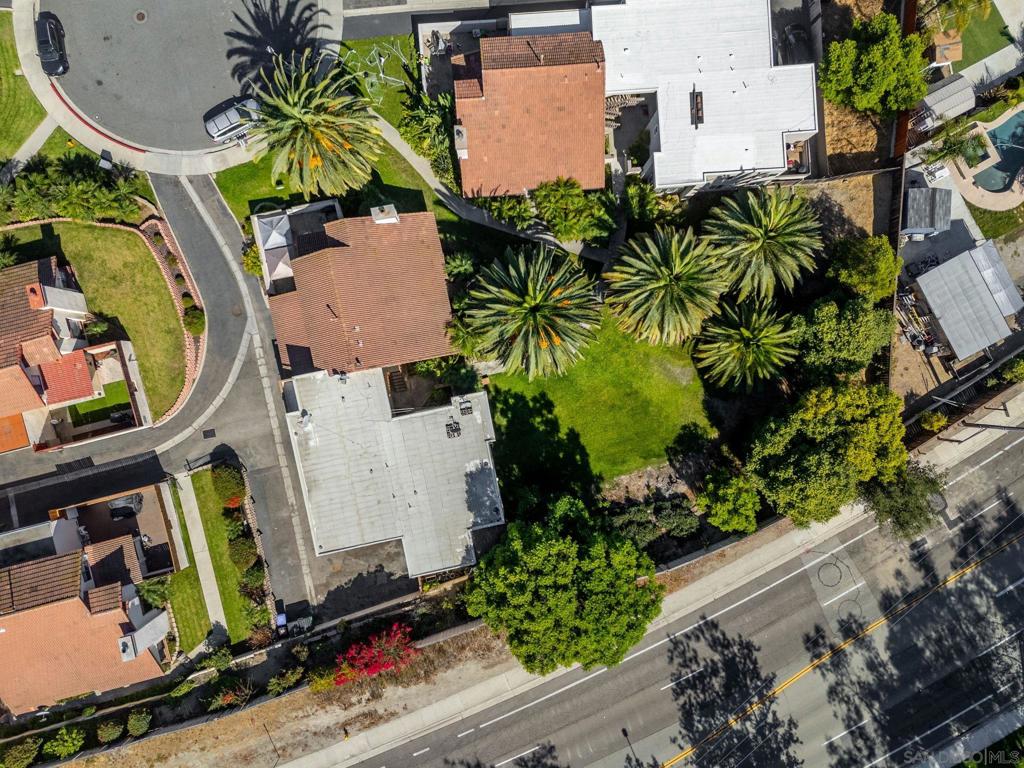 104 Avenida Las Brisas