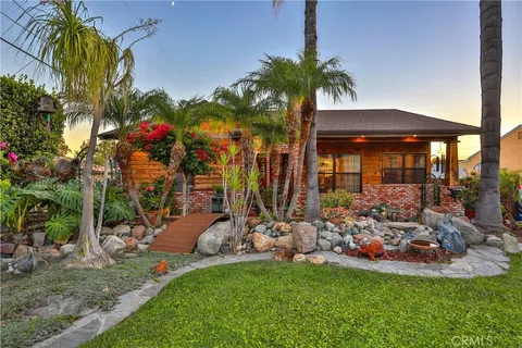 436 Oakdale Dr, Claremont, CA 91711 - MLS#: CV25251527