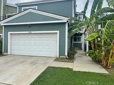 Photo of 14726 Tupper ST, Panorama City, CA 91402 (MLS # SR26206592)