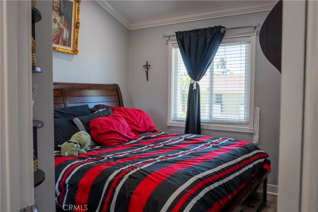 TUSTIN - Residential
