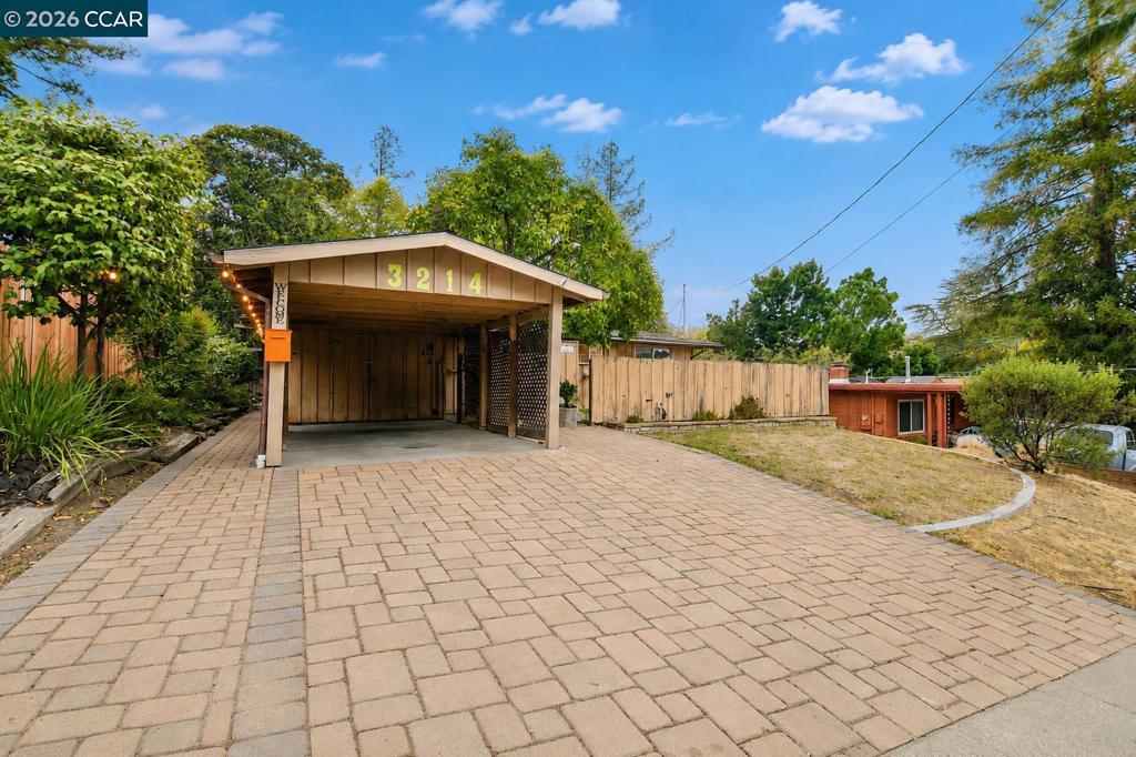 3214 Pine St. ST, Martinez CA 94553