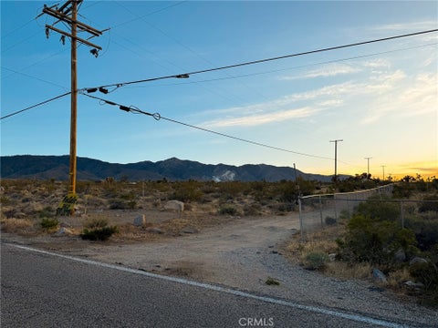 Photo of 7980 Crystal Creek Road, Lucerne Valley, CA 92356 (MLS # ND26184959)