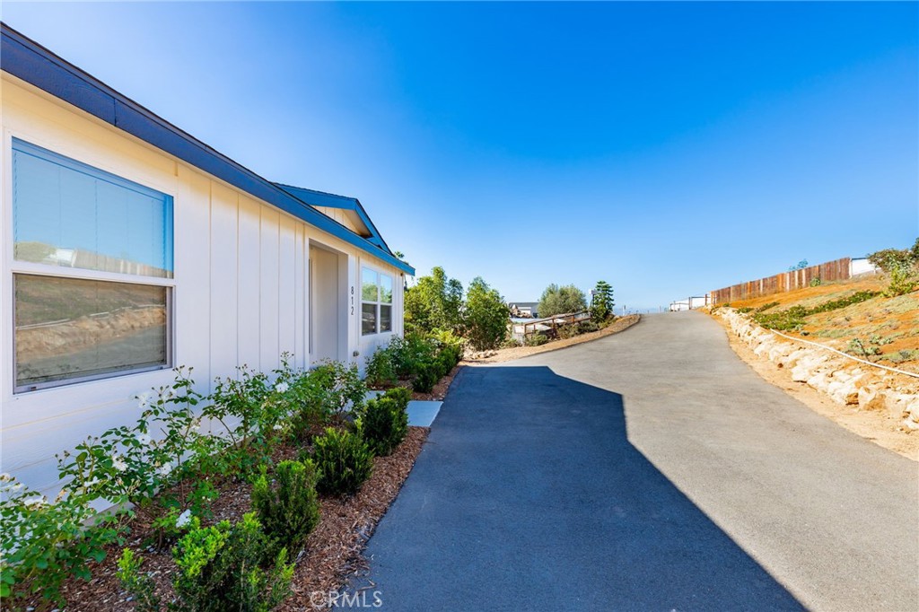 812 Quail Hill