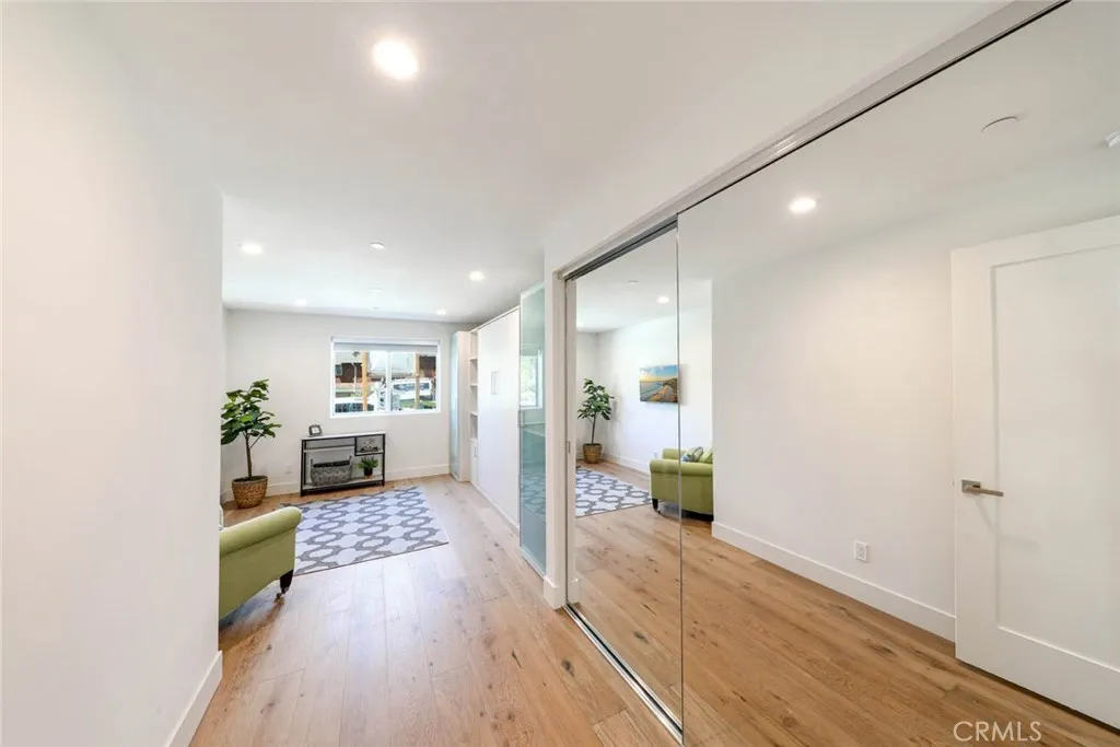 Corona del Mar, California 92625, United States, 3 Bedrooms Bedrooms, ,3 BathroomsBathrooms,Residential,Active,167895