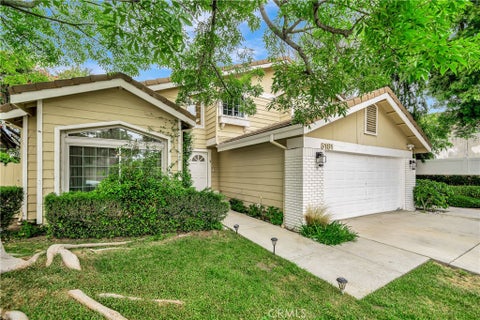 Photo of 5181 BRIAN Lane, Encino, CA 91436 (MLS # SR26226305)