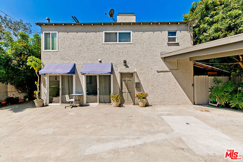 2749 S Sepulveda Boulevard