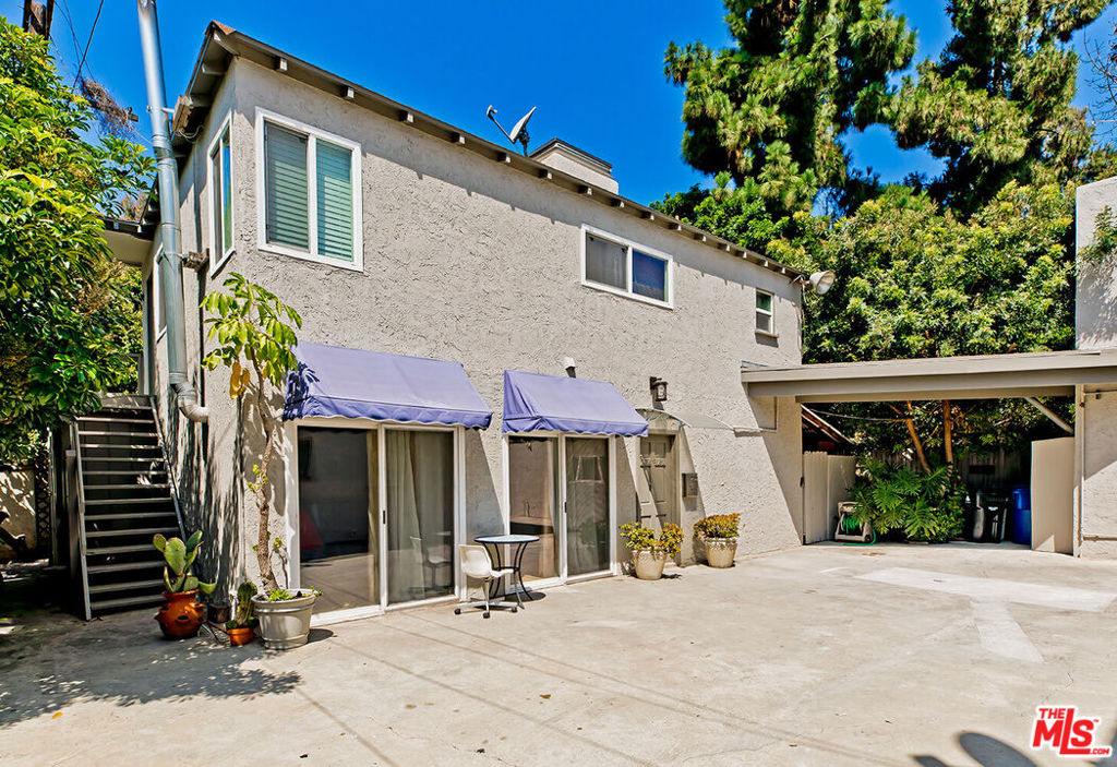 2749 S Sepulveda Boulevard