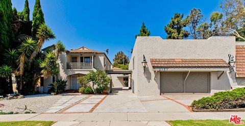 Photo of 2749 S Sepulveda Boulevard, Los Angeles, CA 90064 (MLS # 26671893)