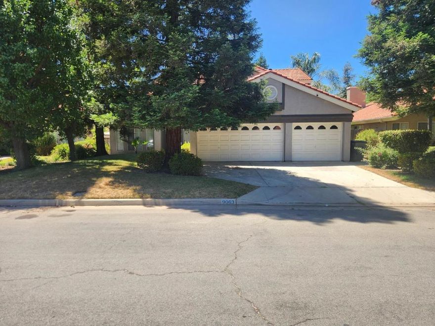 Welcome to this lovely home in Northeast Fresno. Secluded entry point on a tree lined street mature landscaping. This large 2,777 square foot home has 3 good sized bedrooms and 3 full bathrooms a den/office could also serve as a 4th bedroom. Spacious and expansive with high ceilings and a grand star case. The heart of the home is the well-appointed kitchen, ideal for culinary enthusiasts and entertaining guest charming fireplace. 6,510 lot sized and nicely shaded. Massive 3 car attached garage. Amazing area and award-winning Clovis area schools.  This home is equipped with central AC for your comfort and forced air heating to keep you warm during colder months. Additional amenities include a dedicated dining area and a convenient laundry room, enhancing the home's functionality. Don't miss the opportunity to make this exceptional Fresno property your own!