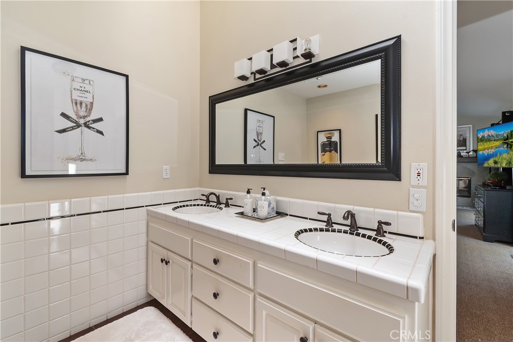 Arrowhead Woods (AWHW) - Residential