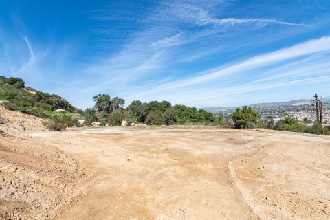 Tiny photo for 30 Lakeview, Lake Elsinore, CA 92530 (MLS # SW26087555)