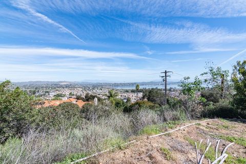 Tiny photo for 30 Lakeview, Lake Elsinore, CA 92530 (MLS # SW26087555)