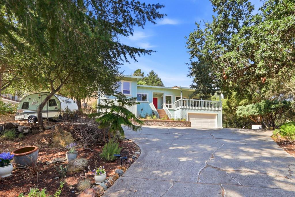 17411 Holiday Drive