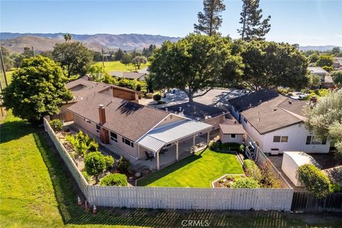 Tiny photo for 1736 Royal Court Ct, San Luis Obispo, CA 93405 (MLS # SC26075650)