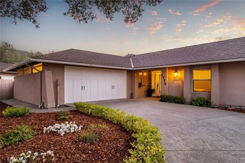 Tiny photo for 1736 Royal Court Ct, San Luis Obispo, CA 93405 (MLS # SC26075650)