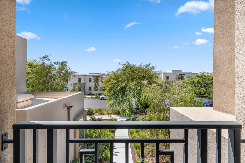 Irvine, California 92618, United States, 3 Bedrooms Bedrooms, ,4 BathroomsBathrooms,Residential,Active,164212