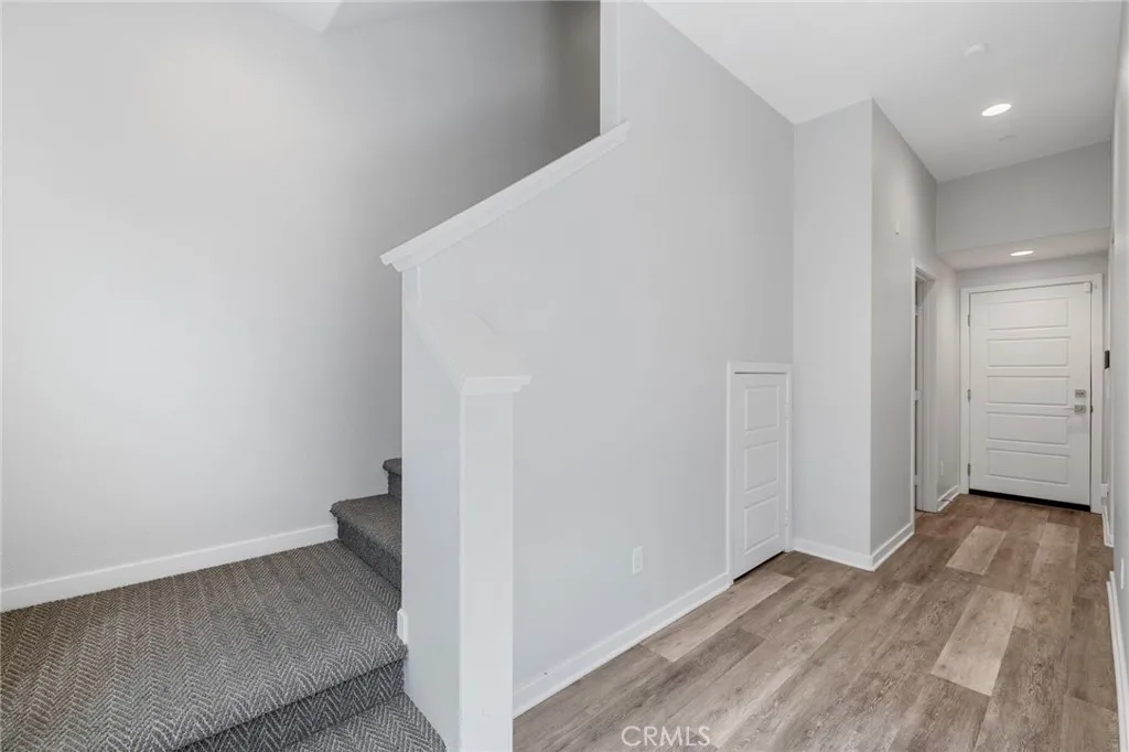 Irvine, California 92618, United States, 3 Bedrooms Bedrooms, ,4 BathroomsBathrooms,Residential,Active,164212